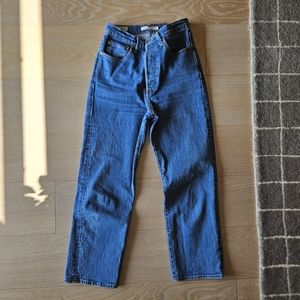 Levis Ribcage crop straight leg jeans size 27